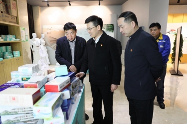 領導調(diào)研 | 平湖市委副書記、代市長周軍波一行蒞臨景興紙業(yè)調(diào)研交流